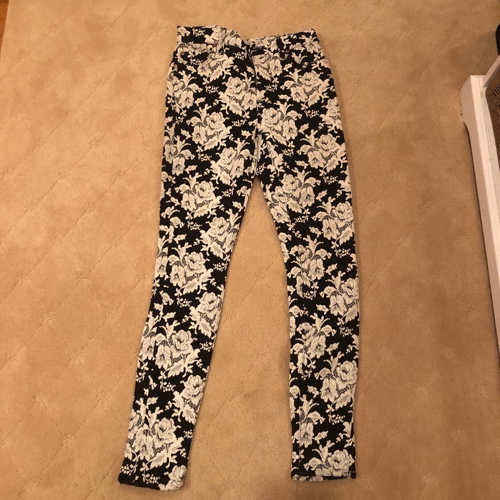 7 For All Mankind Black & White Floral Print Pants